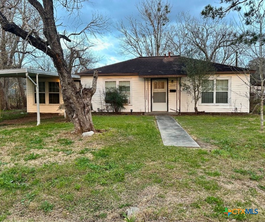 1006 Harvey Lane Property Photo 1