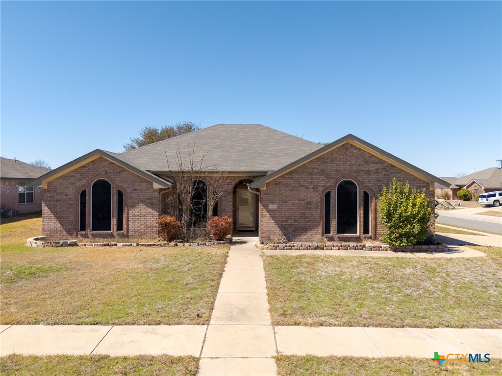 4201 Capri Drive Property Photo 1
