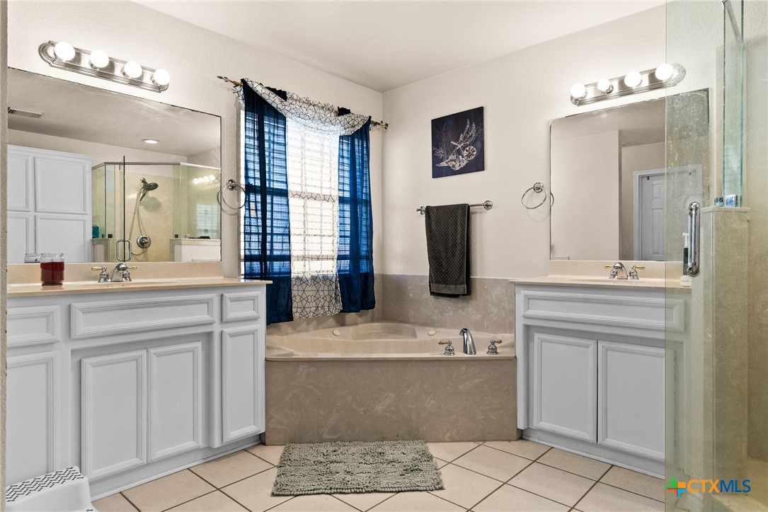 4201 Capri Drive Property Photo 14