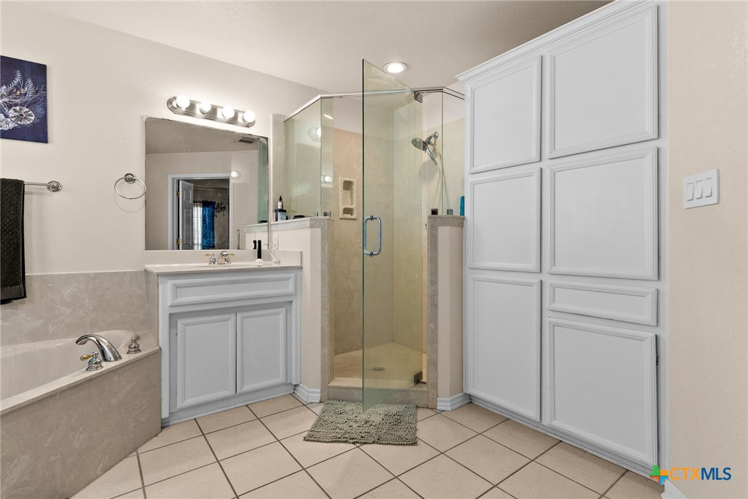 4201 Capri Drive Property Photo 15