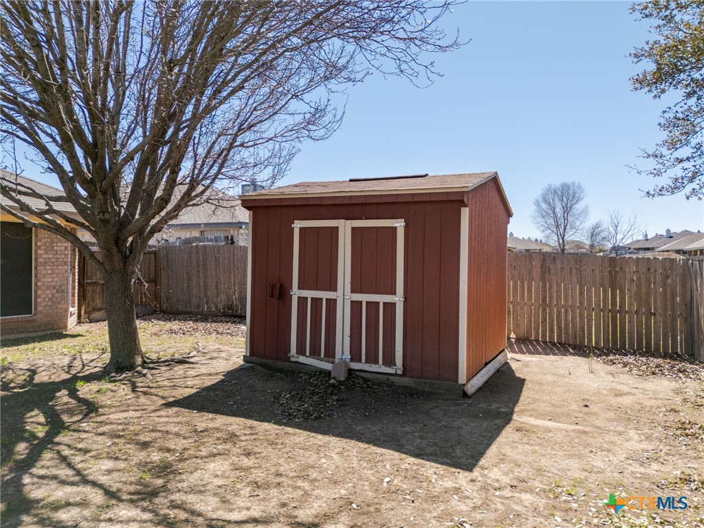 4201 Capri Drive Property Photo 20