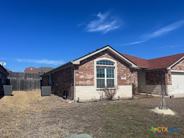 2107 Golden Eagle Drive Property Photo 2