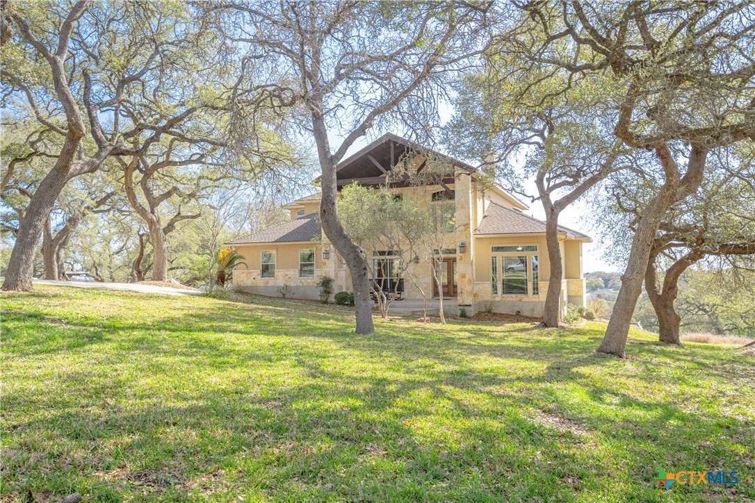 451 Winding View Property Photo 2