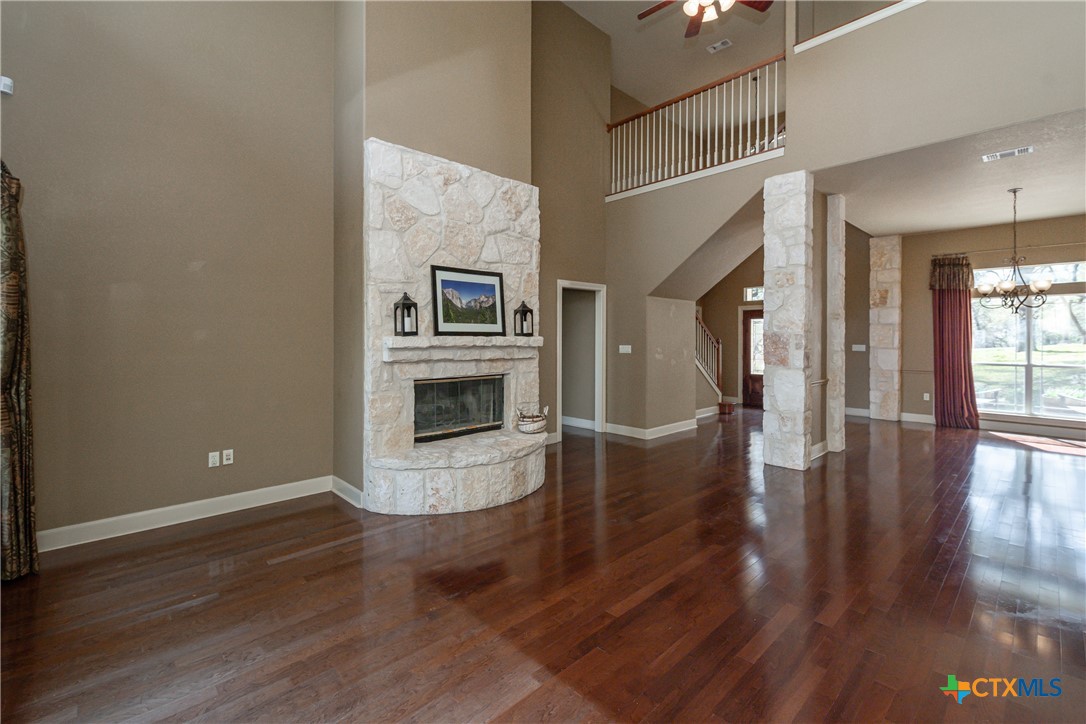 451 Winding View Property Photo 13