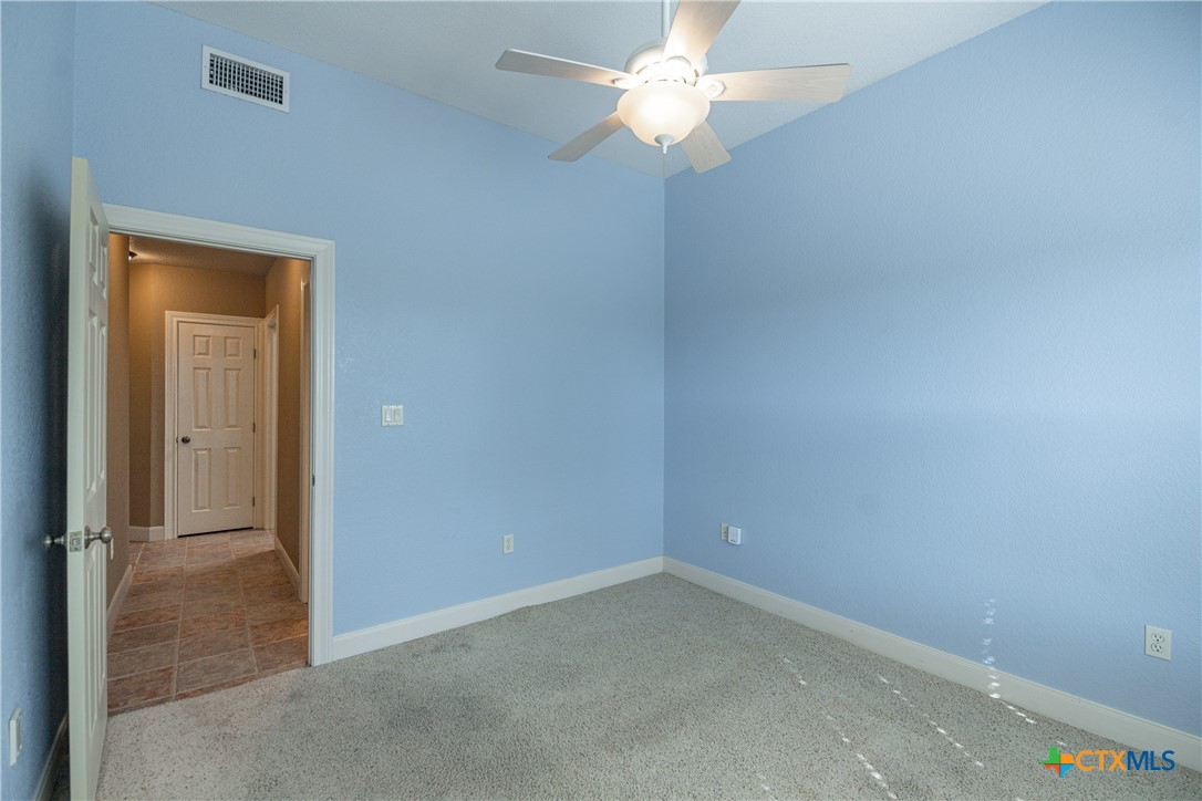 451 Winding View Property Photo 27