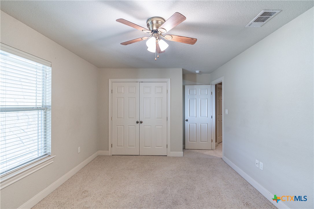 451 Winding View Property Photo 32