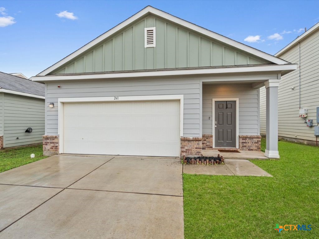 241 Rainey Drive Property Photo 1
