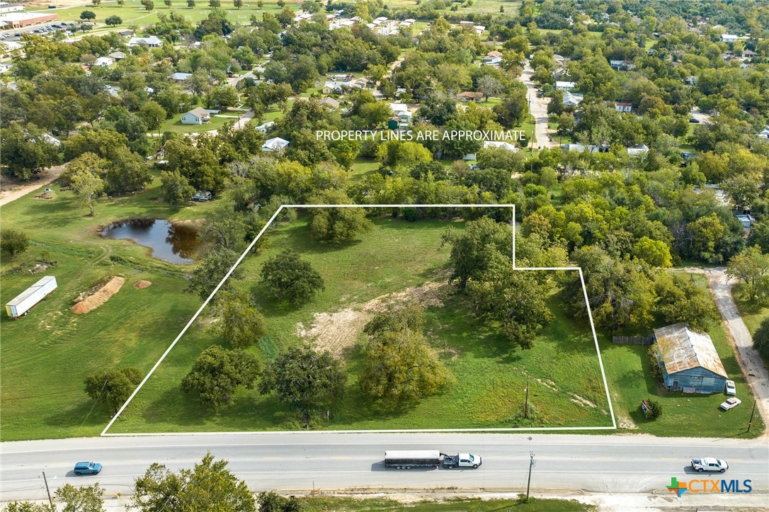 200 W 18 1/2 Street Property Photo
