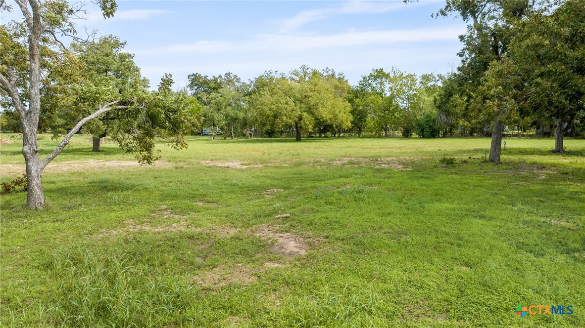 200 W 18 1/2 Street Property Photo 9