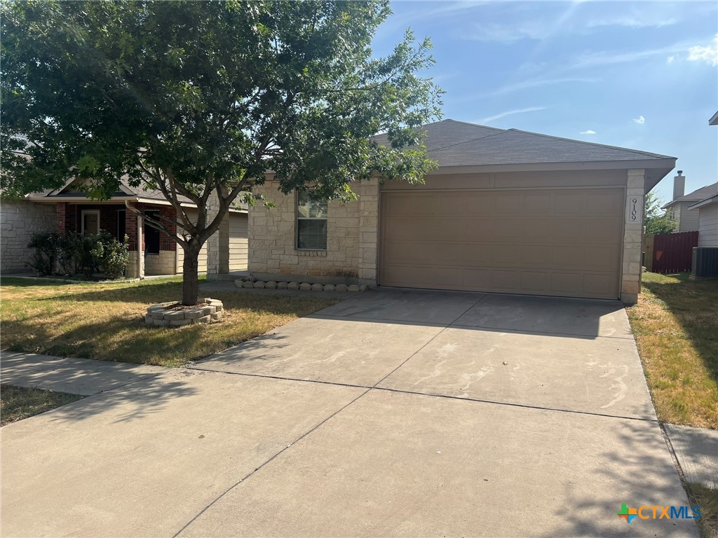 9109 Bellgrove Court Property Photo 2