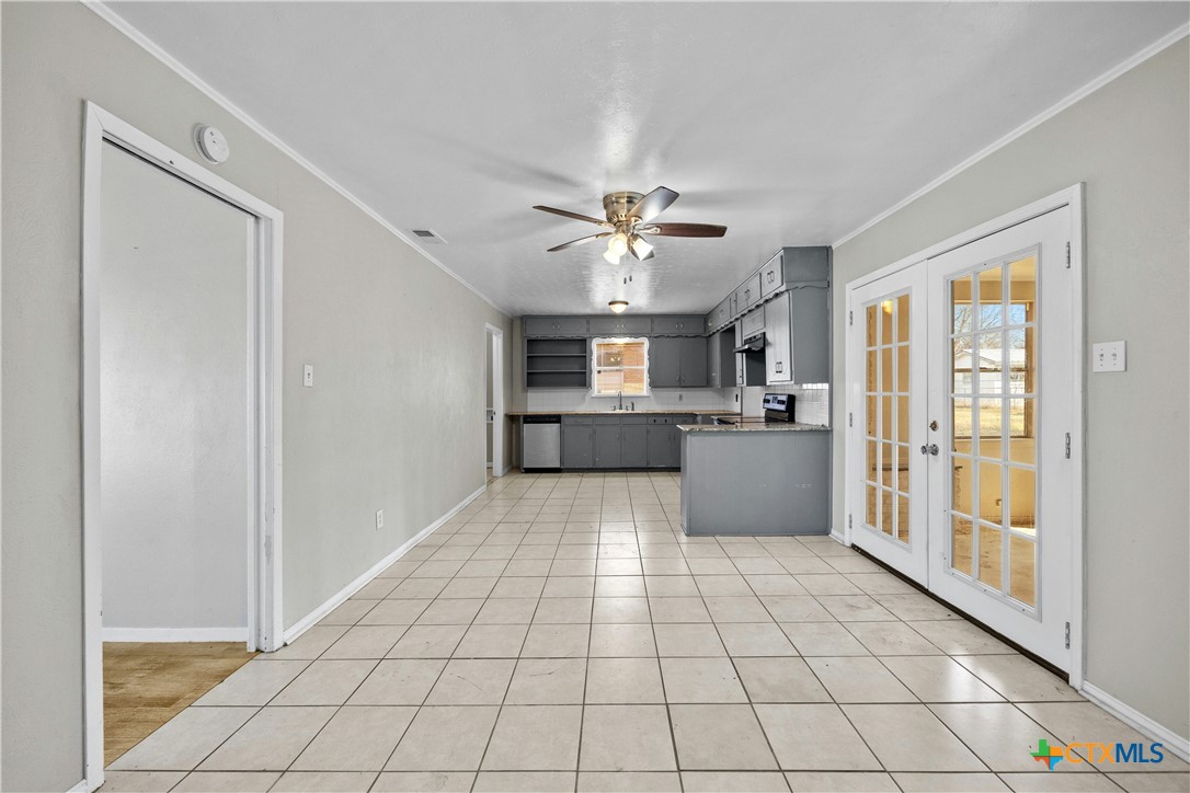 1302 Cedar Drive Property Photo 8