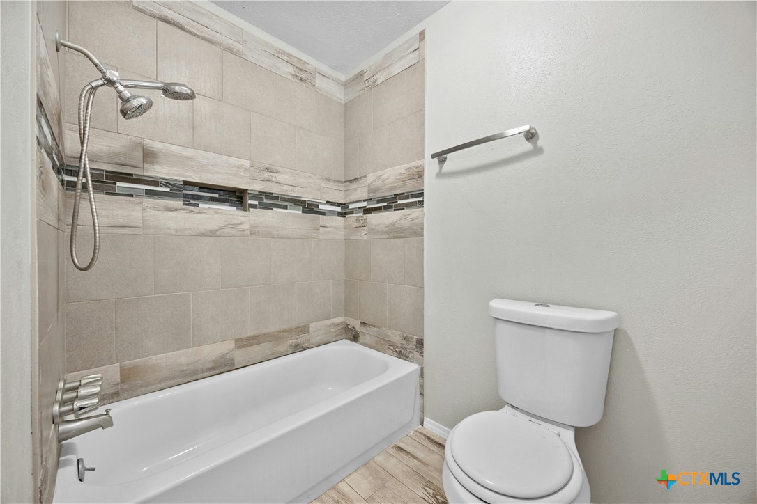 1302 Cedar Drive Property Photo 22
