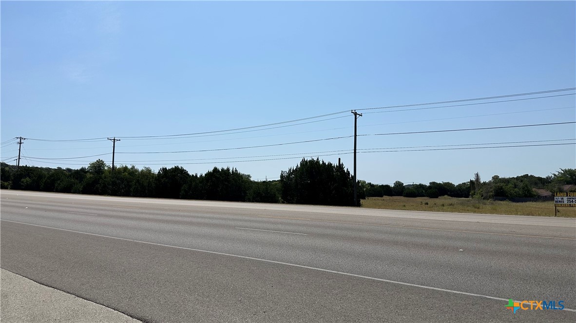 905 W W. Business 190 Highway Property Photo 2