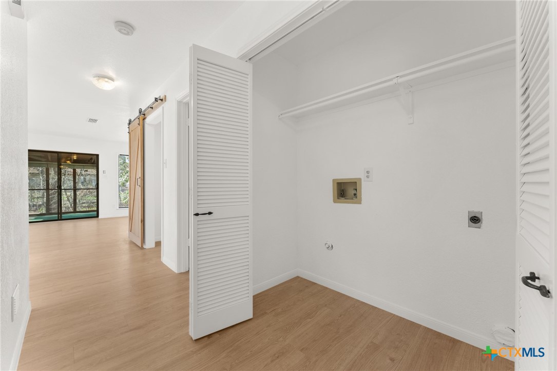 4003 River Oaks Circle Property Photo 10