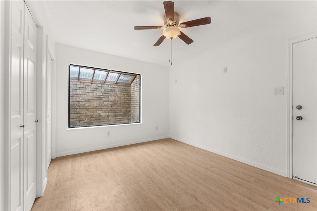 4003 River Oaks Circle Property Photo 14