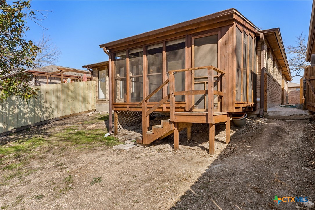 4003 River Oaks Circle Property Photo 20