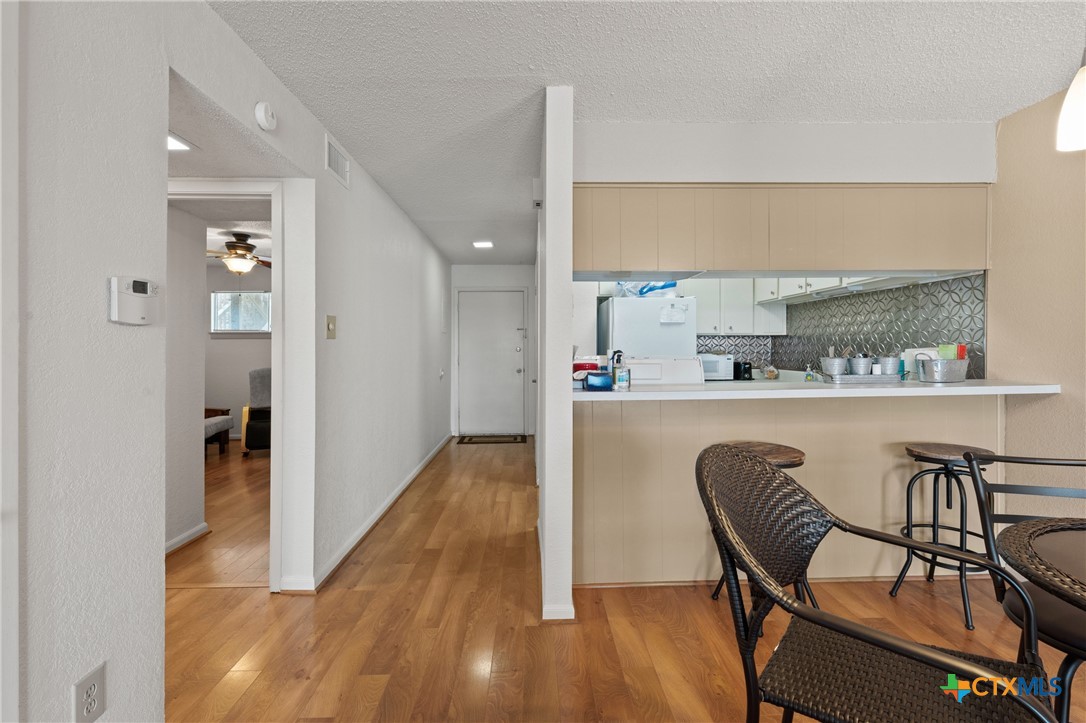 218 Cliffhouse Drive Property Photo 8