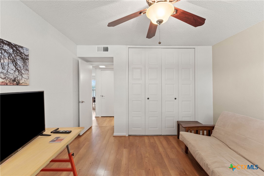 218 Cliffhouse Drive Property Photo 13