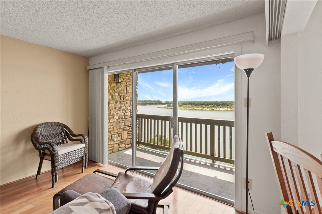 218 Cliffhouse Drive Property Photo 16