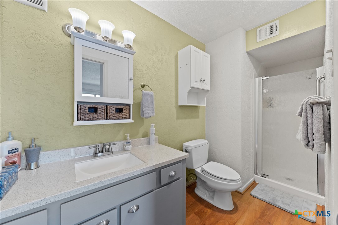 218 Cliffhouse Drive Property Photo 22