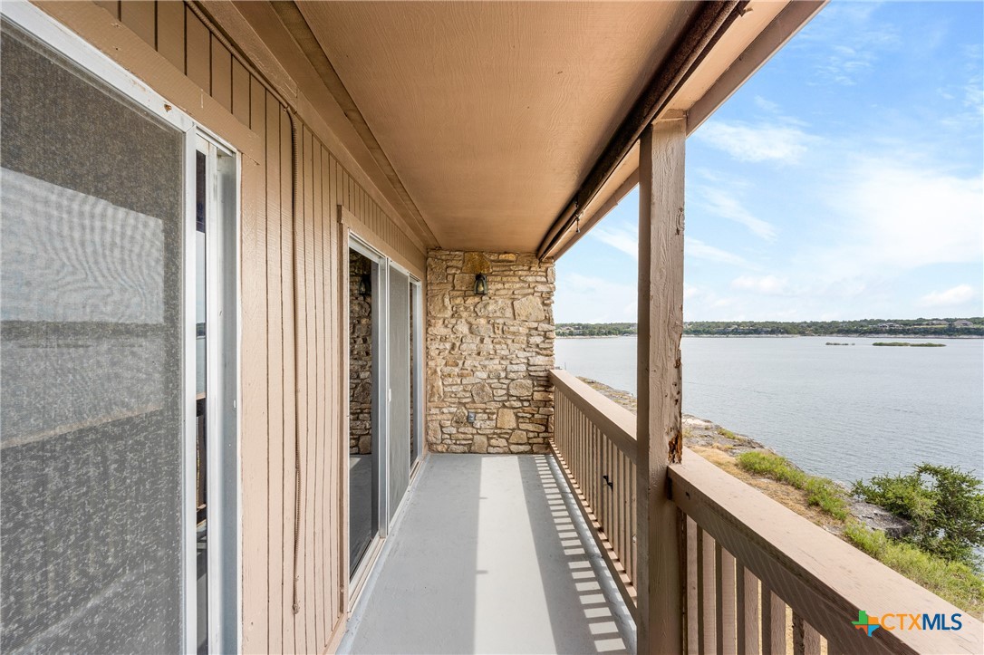 218 Cliffhouse Drive Property Photo 23