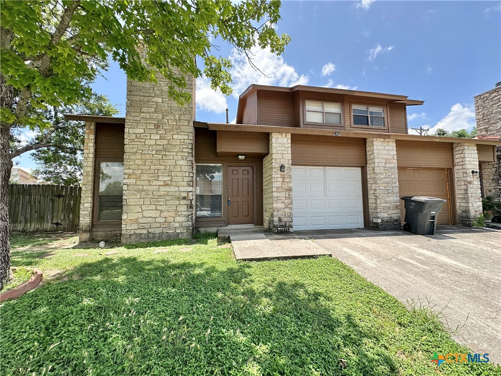 1302 Royal Crest Drive Property Photo
