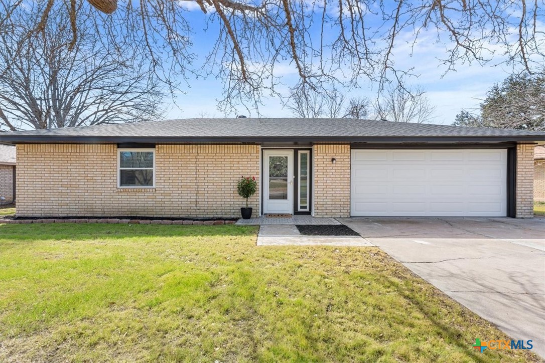 3005 Keller Road Property Photo