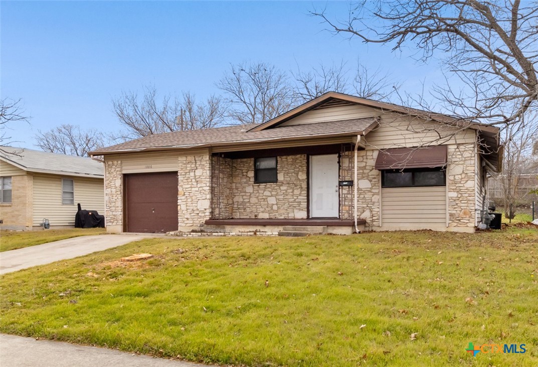 1006 San Antonio Street Property Photo 2