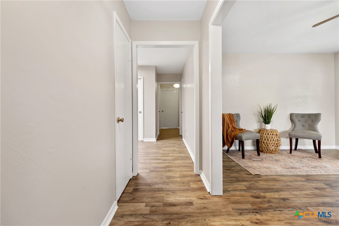 1006 San Antonio Street Property Photo 4