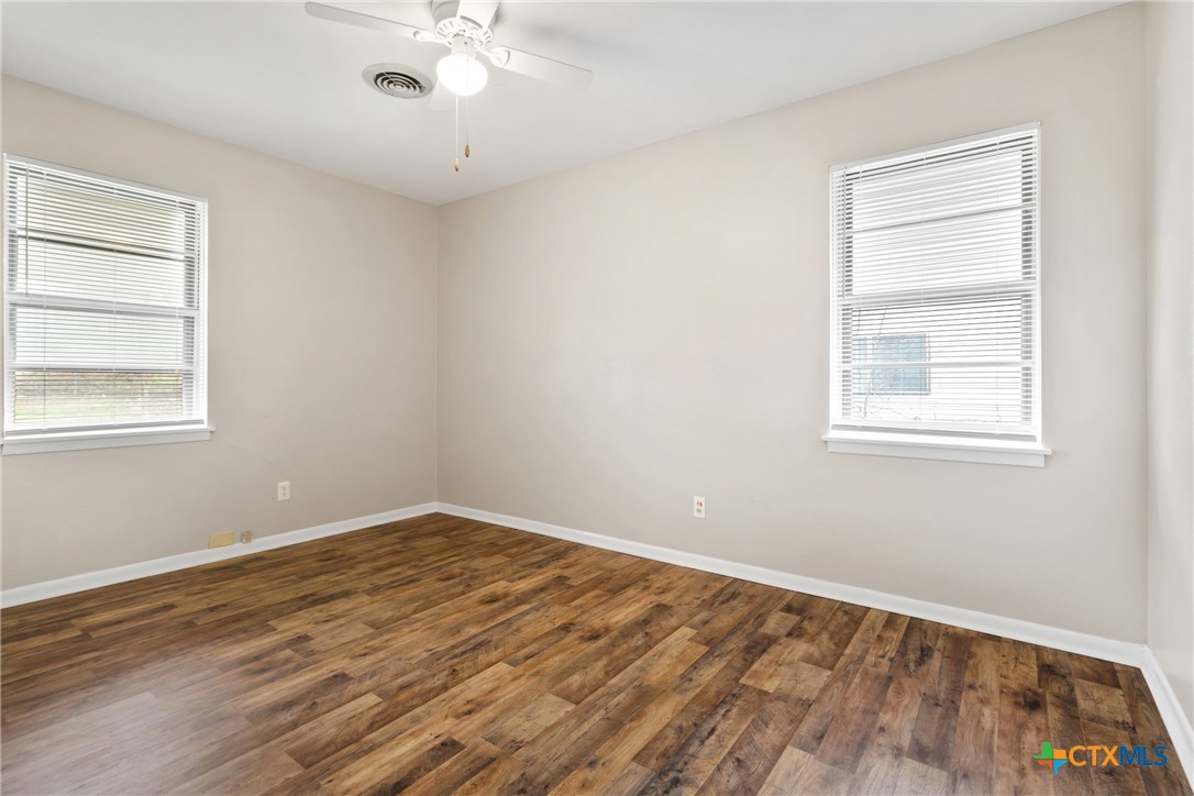 1006 San Antonio Street Property Photo 15