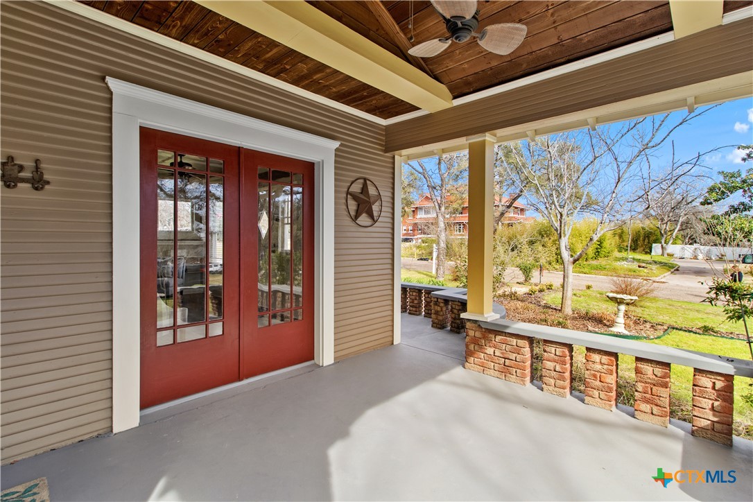 1220 N 13th Street Property Photo 4