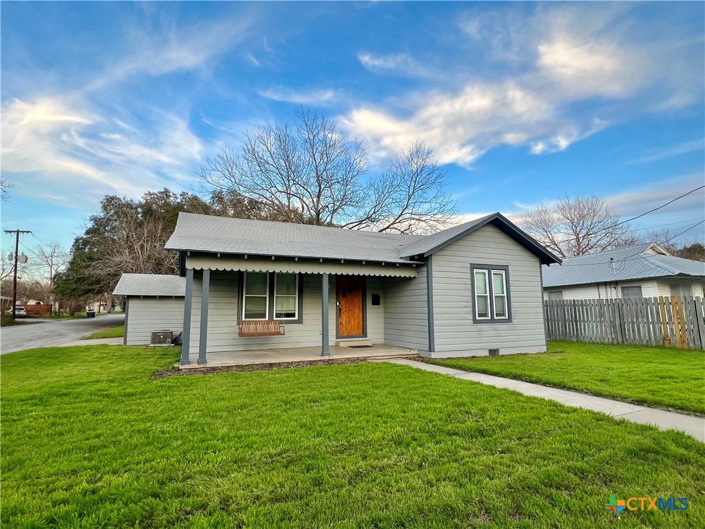 226 Smith Street Property Photo