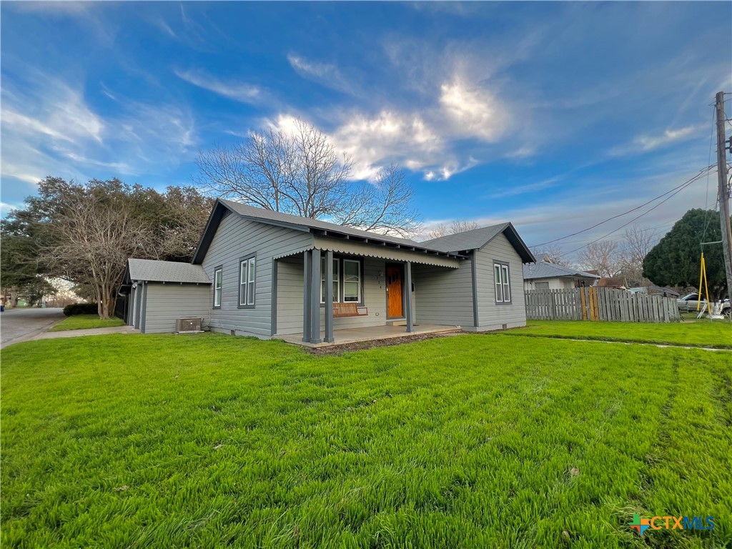226 Smith Street Property Photo 2