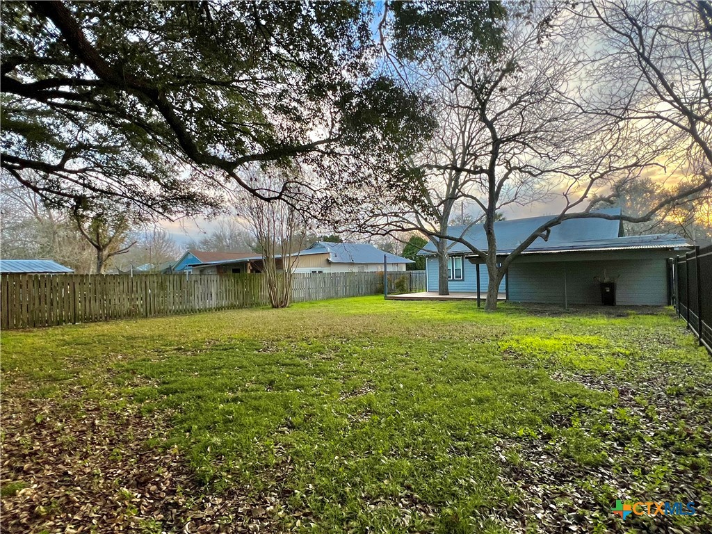 226 Smith Street Property Photo 6