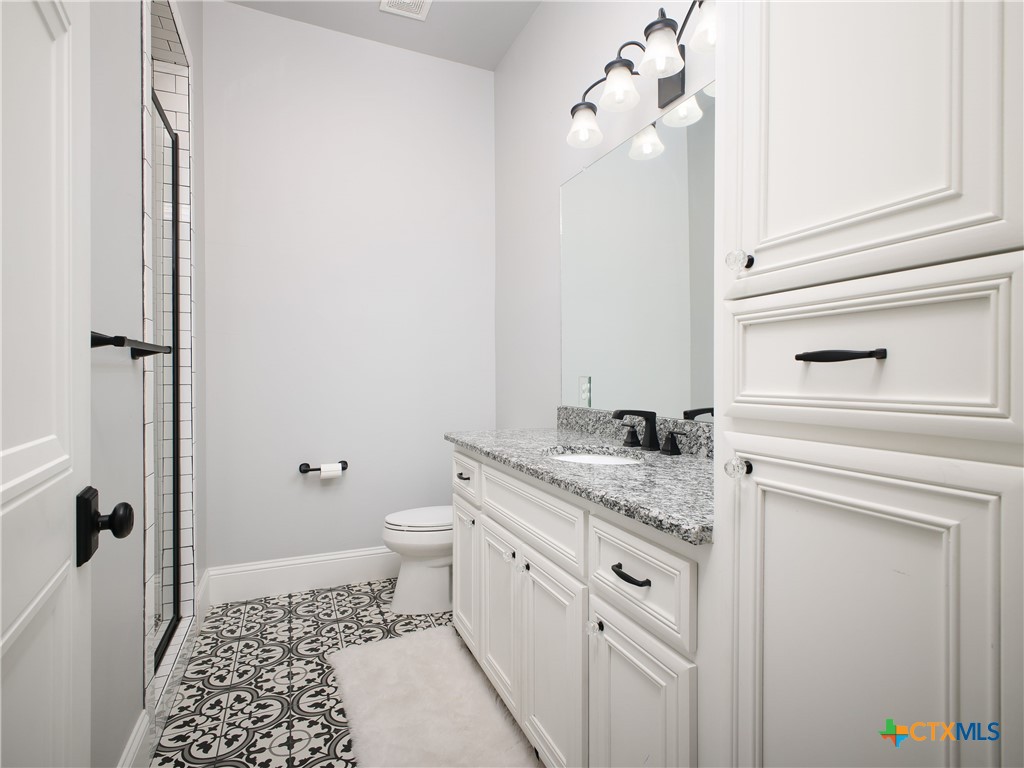 1077 W Mill Street Property Photo 41
