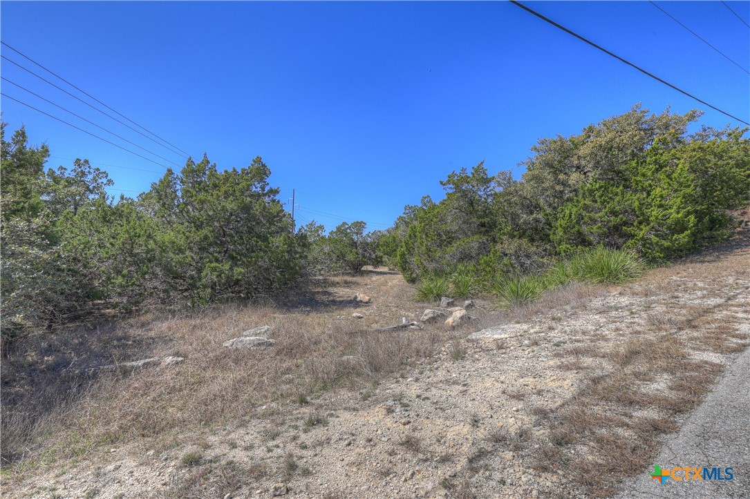511 Gallagher Drive Property Photo 9