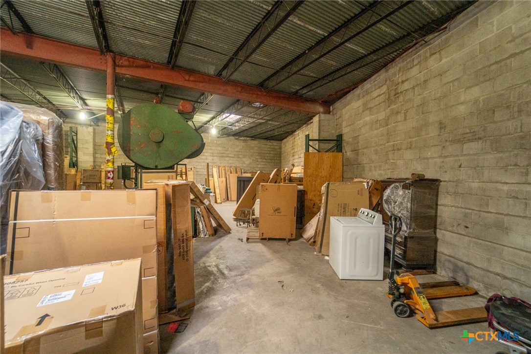 3505 Houston Highway Property Photo 4