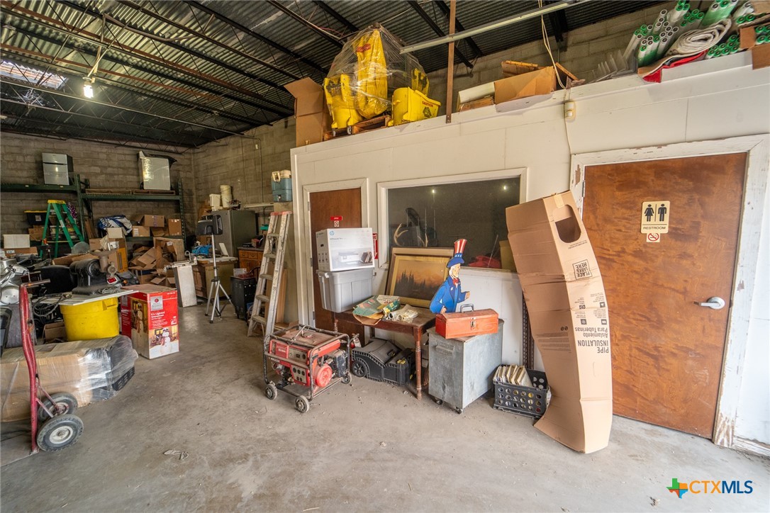 3505 Houston Highway Property Photo 8