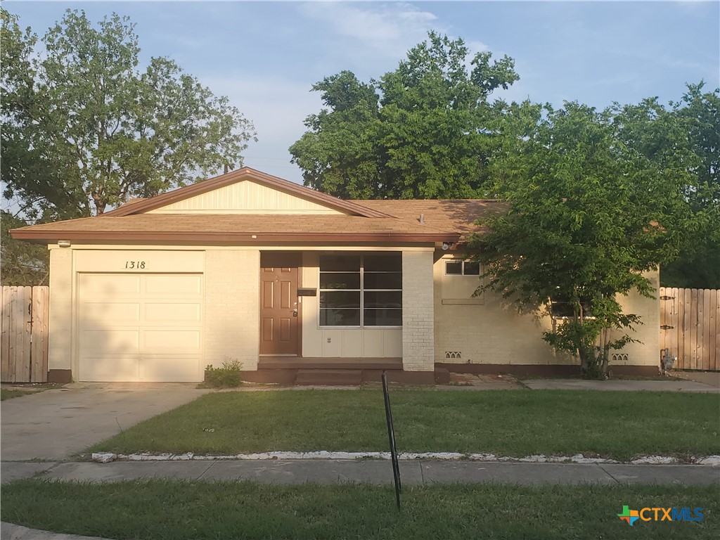 1318 Rose Avenue Property Photo 1