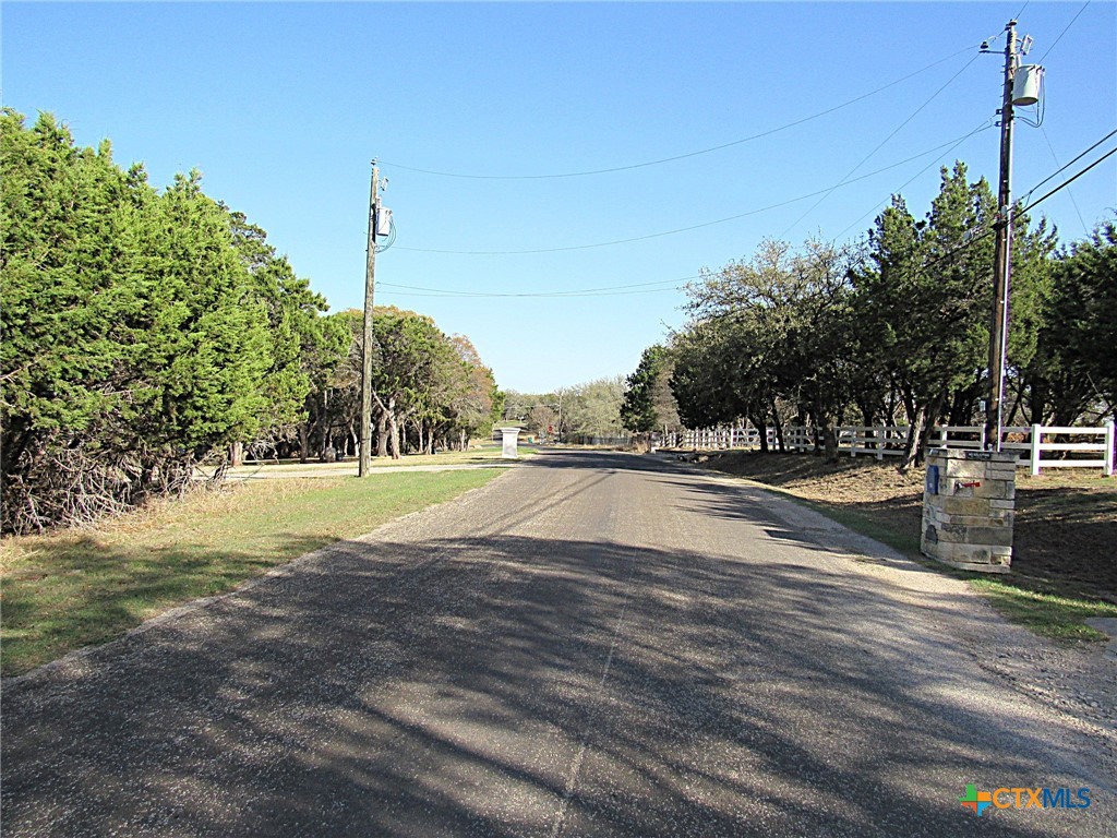 10784 Highview Drive Property Photo 5