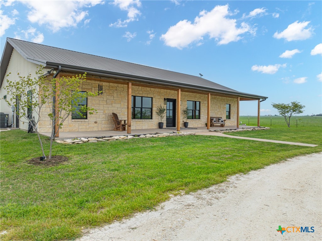 101 Private Road 830 Property Photo