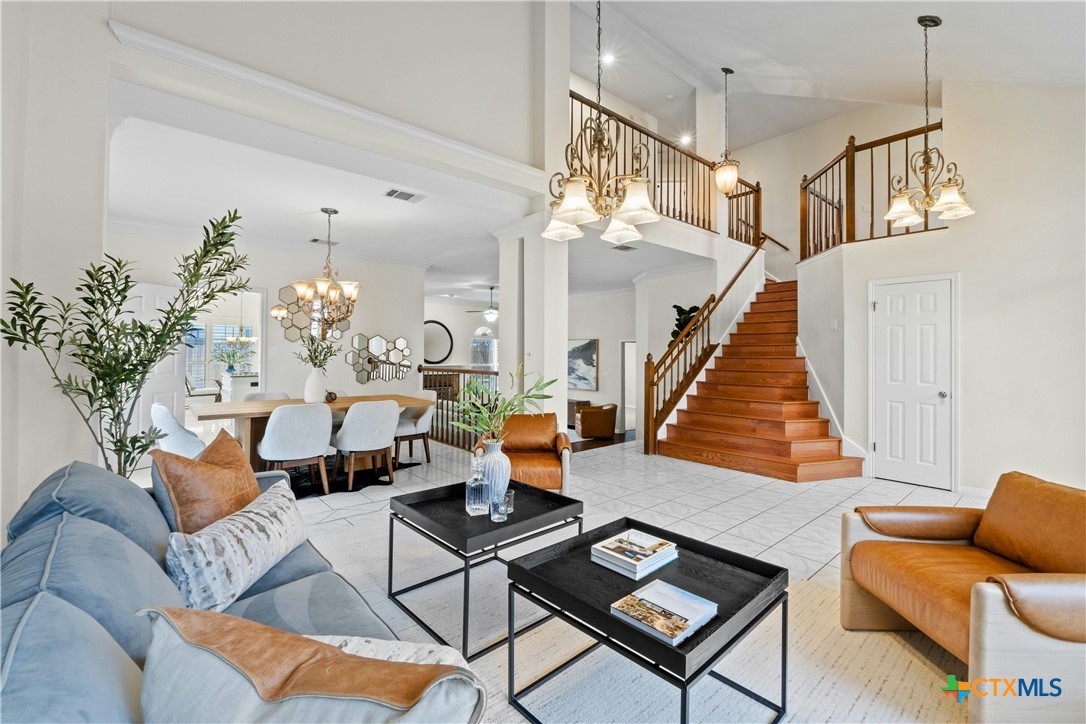 604 Cloud Court Property Photo 4