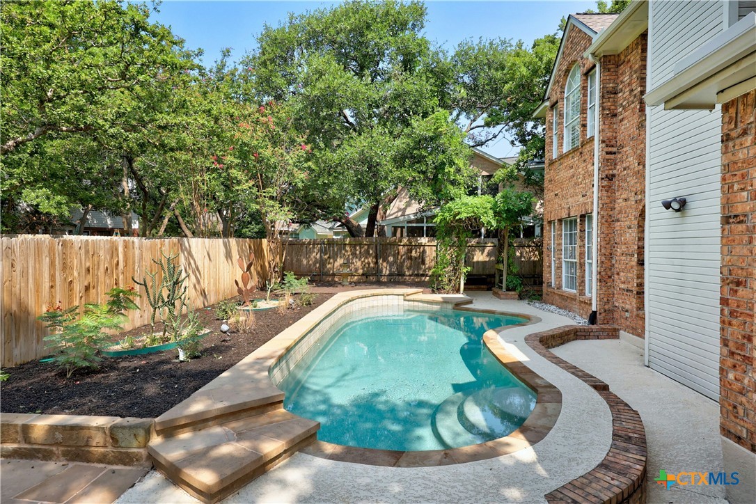604 Cloud Court Property Photo 31