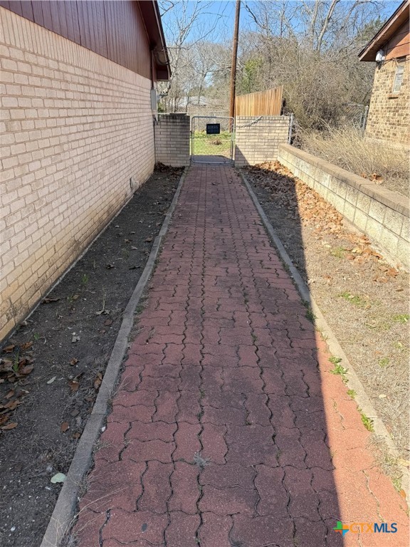 2201 Boland Street Property Photo 4