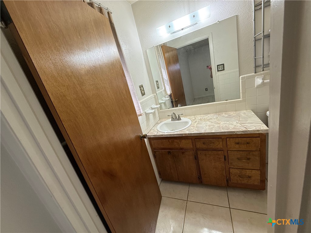 2201 Boland Street Property Photo 20