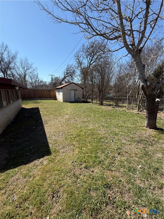 2201 Boland Street Property Photo 23