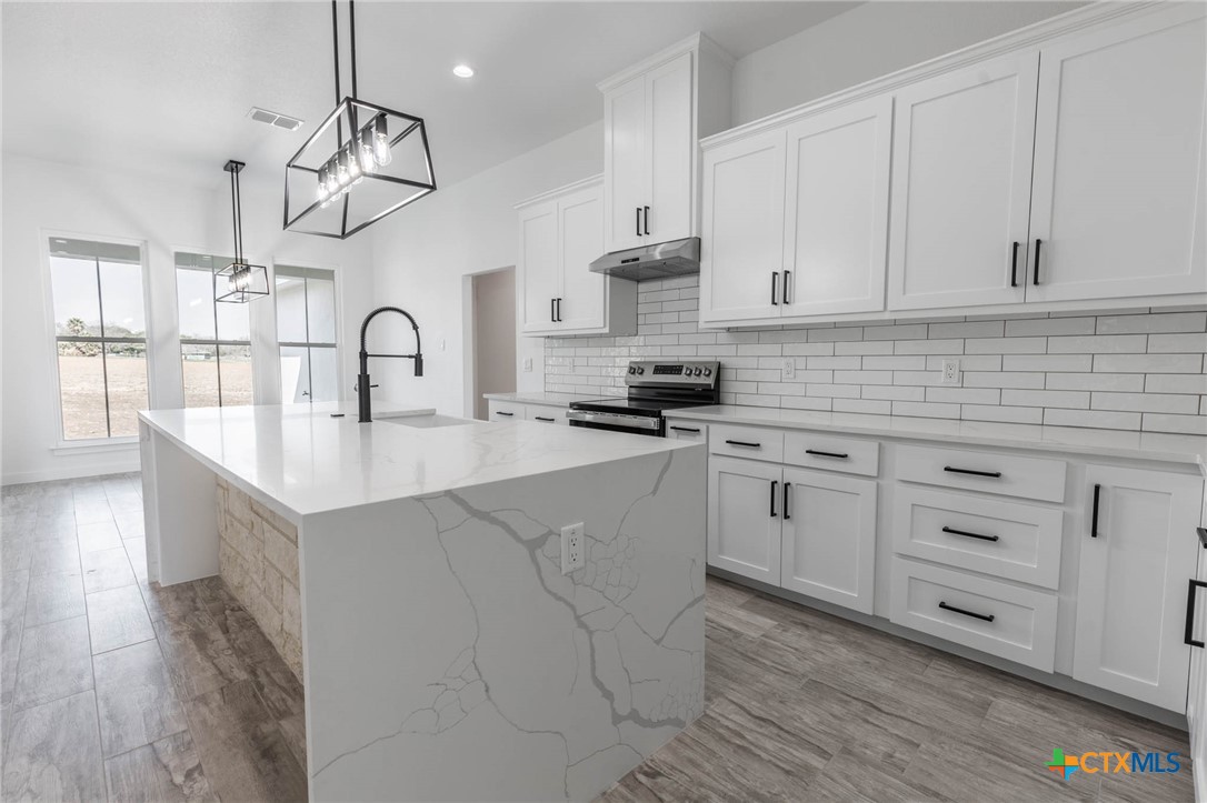 110 Lake Village Road Property Photo 16