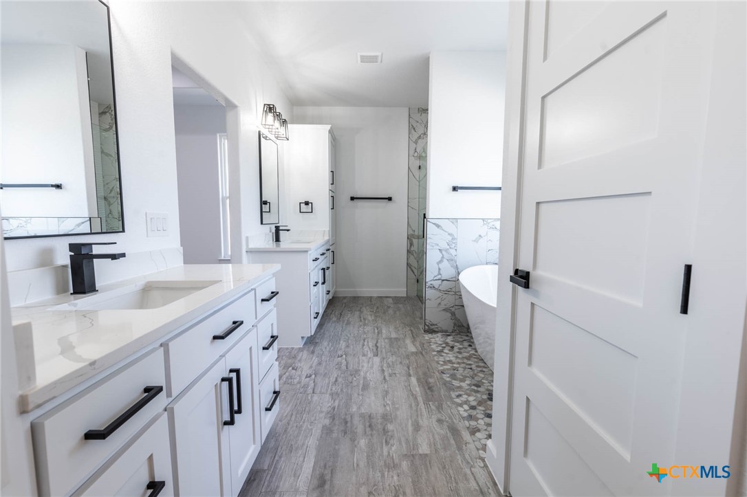 110 Lake Village Road Property Photo 22