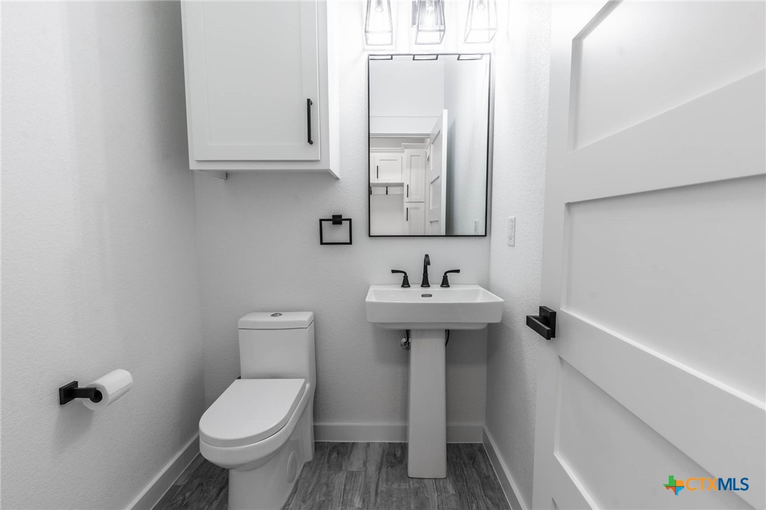 110 Lake Village Road Property Photo 31