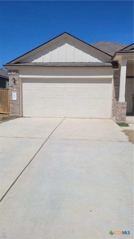 100 Perfect World Loop Property Photo 1